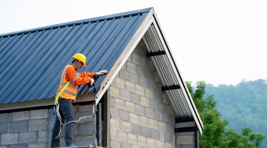 Expert top industrial roofings services in Stratford, CA